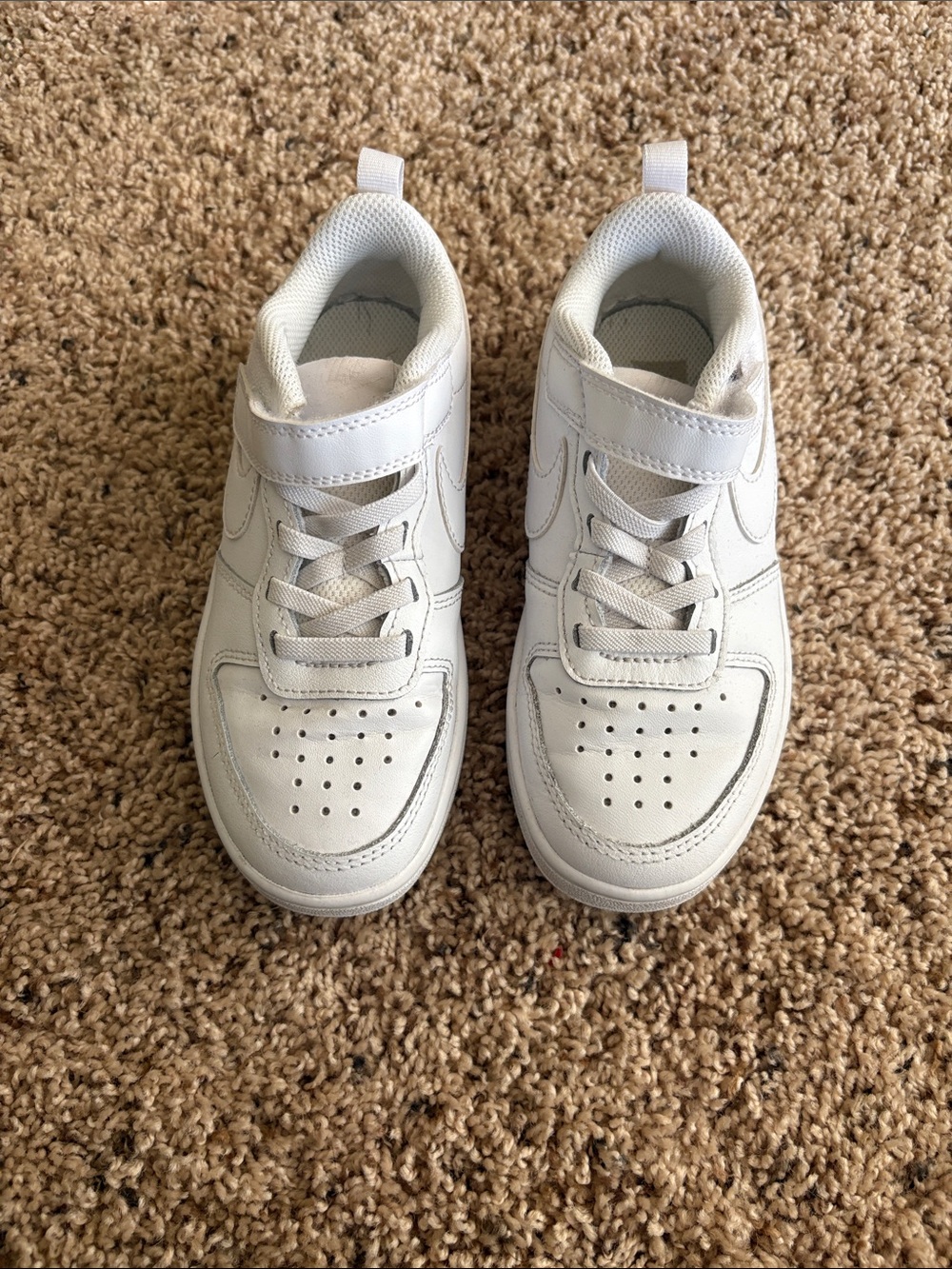 Nike Kids White Low-Top Sneakers with Hook-and-Loop Strap